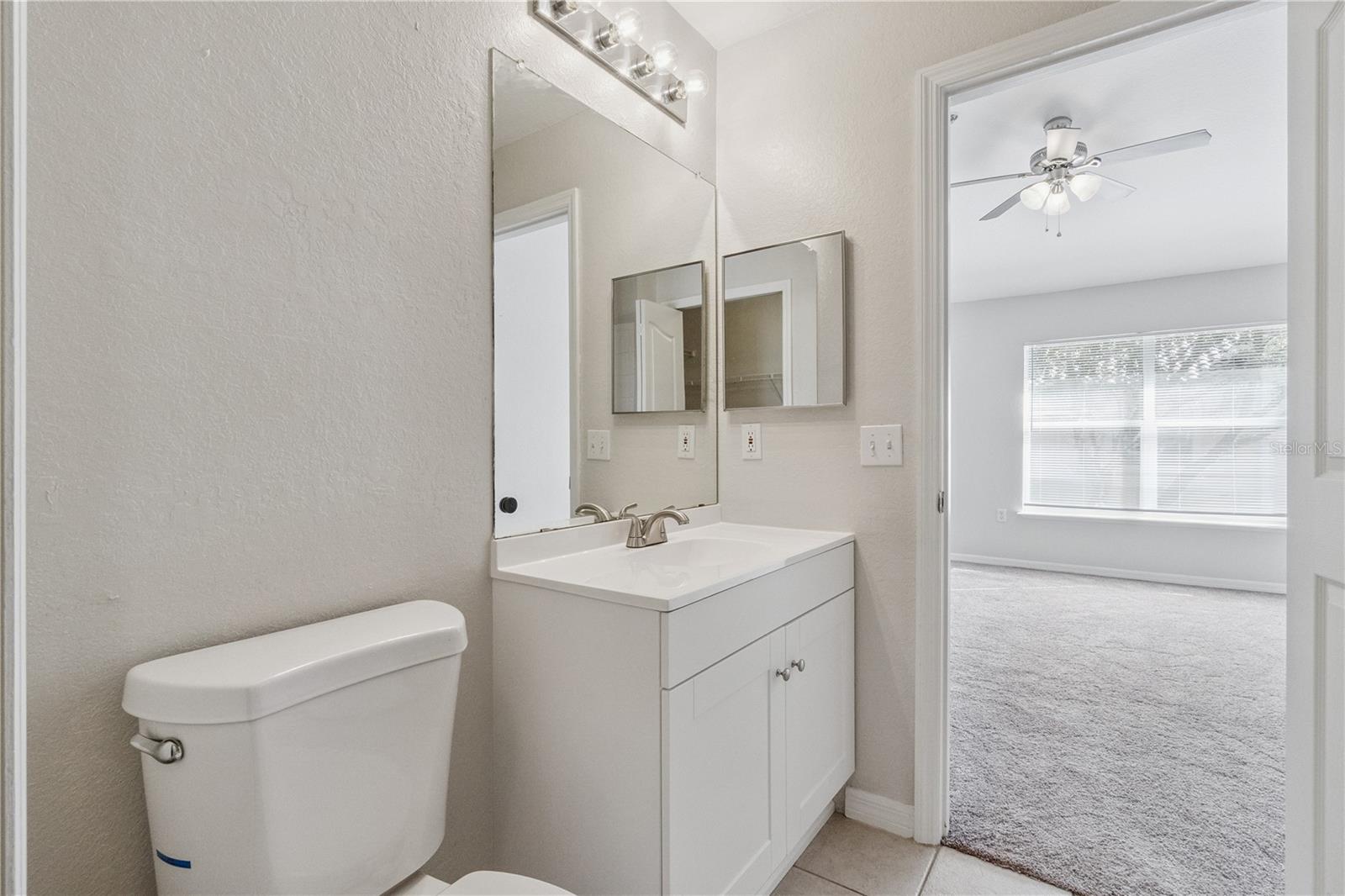 Image 14 of 36 For 2837 Shadow View Circle 2837