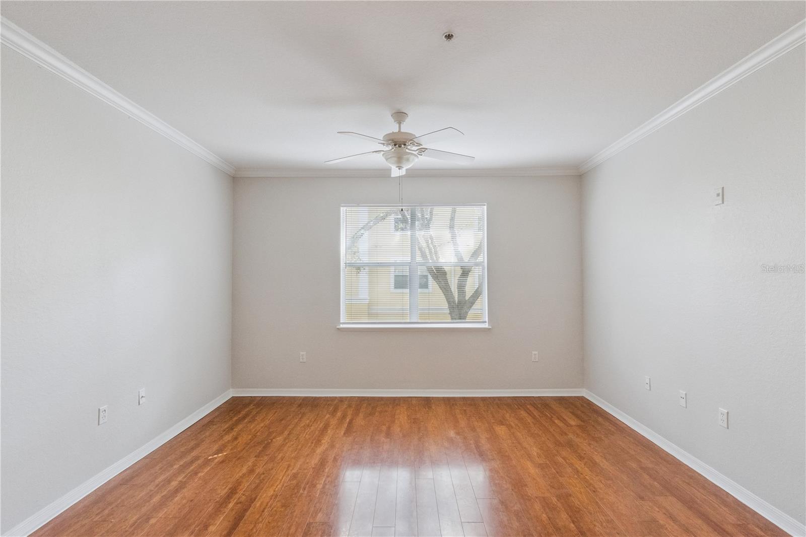 Image 7 of 36 For 2837 Shadow View Circle 2837