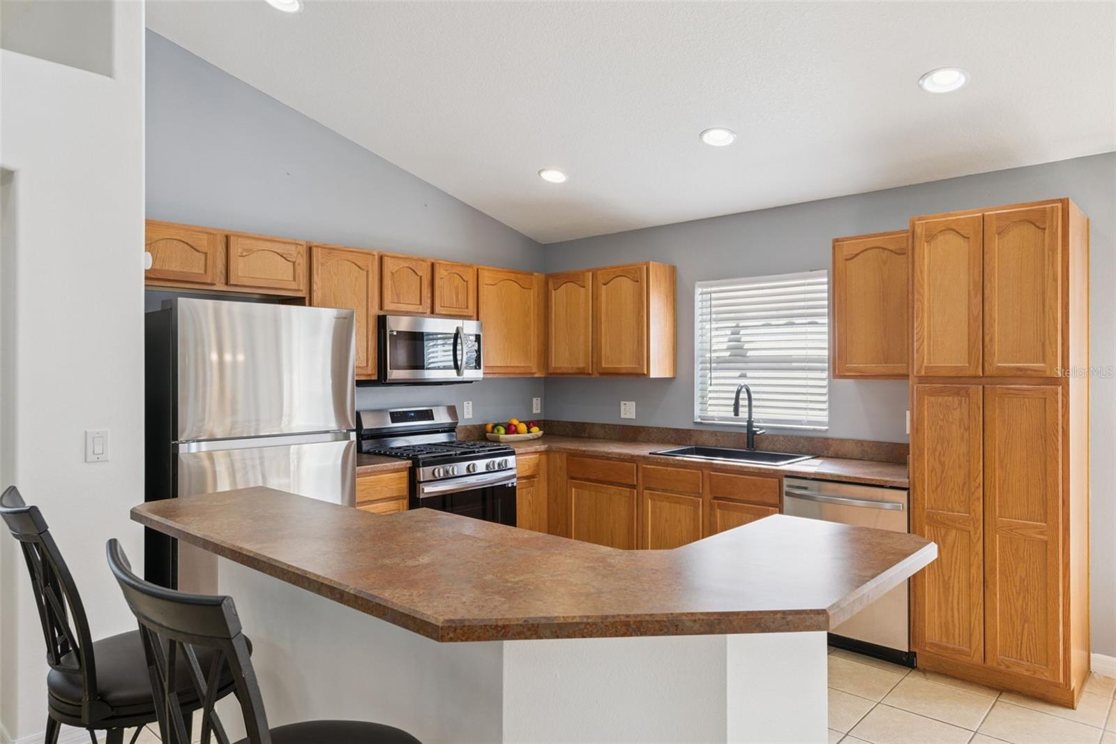 Image 12 of 47 For 158 Hypolita Avenue