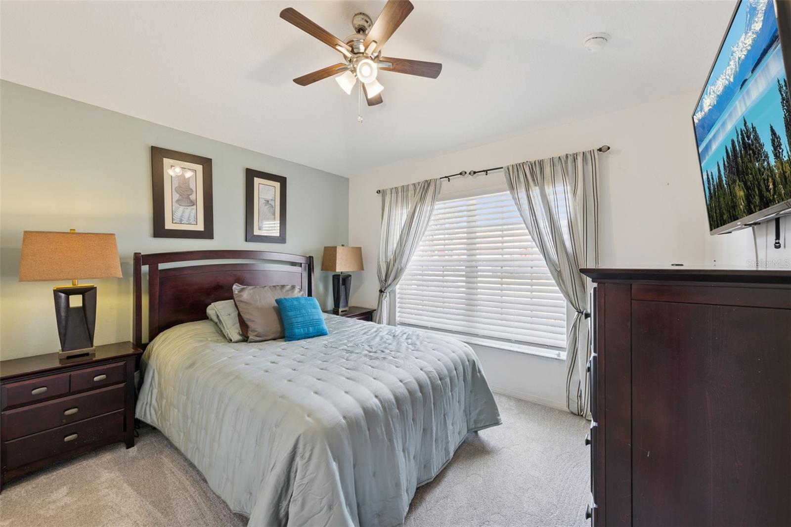 Image 14 of 47 For 158 Hypolita Avenue