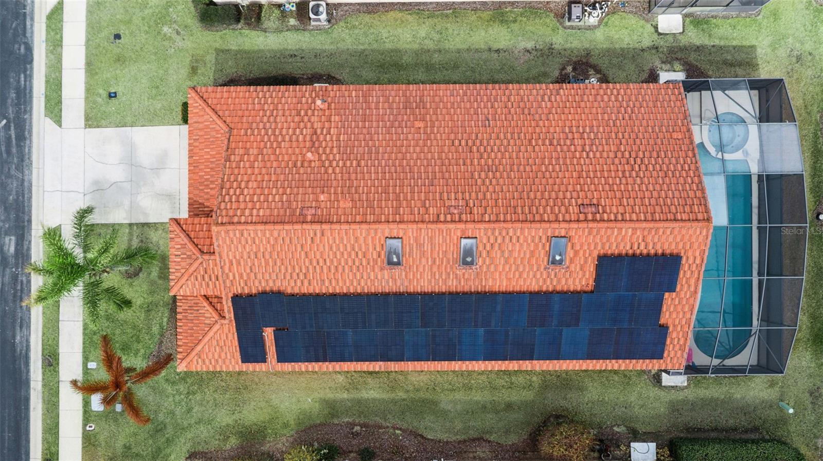 Image 35 of 47 For 158 Hypolita Avenue