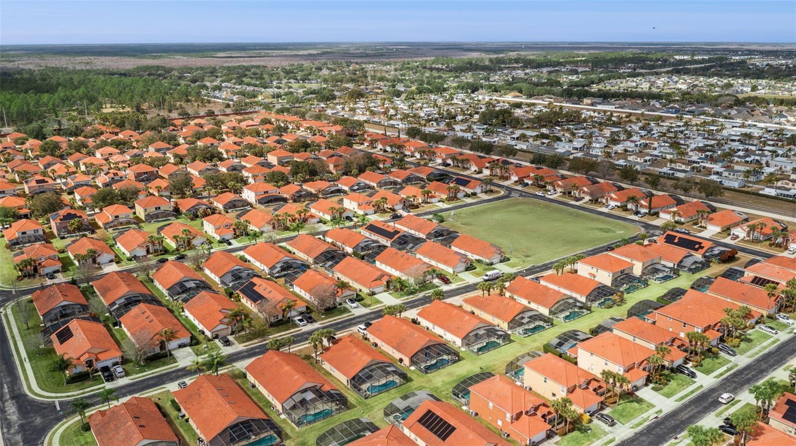 Image 37 of 47 For 158 Hypolita Avenue