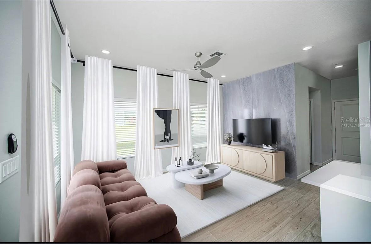 Image 6 of 23 For 284 Oak Avenue