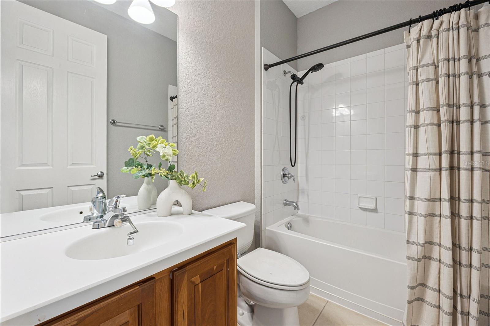 Image 33 of 52 For 13226 Jervey Street