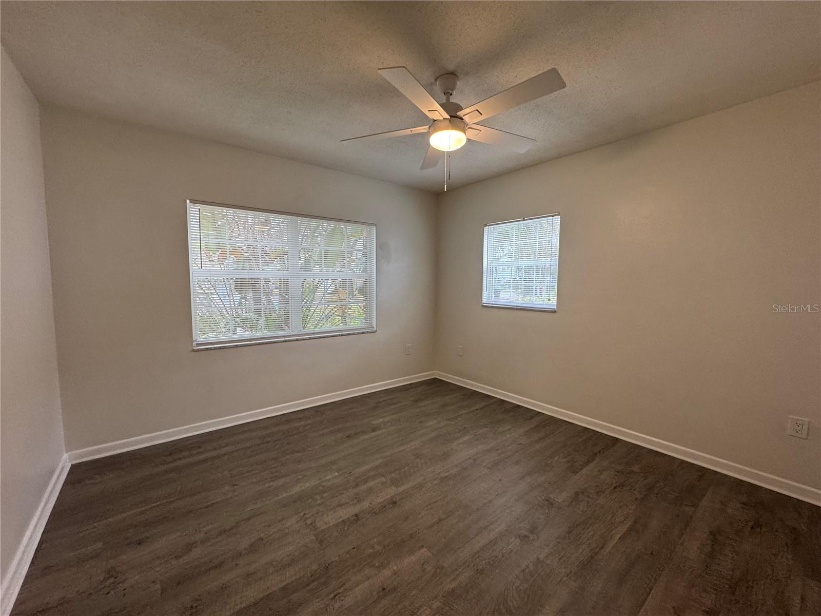 Image 21 of 24 For 210 Yale Street A