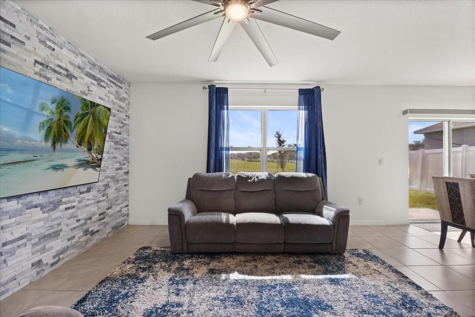 Image 12 of 37 For 1467 Riverboat Drive