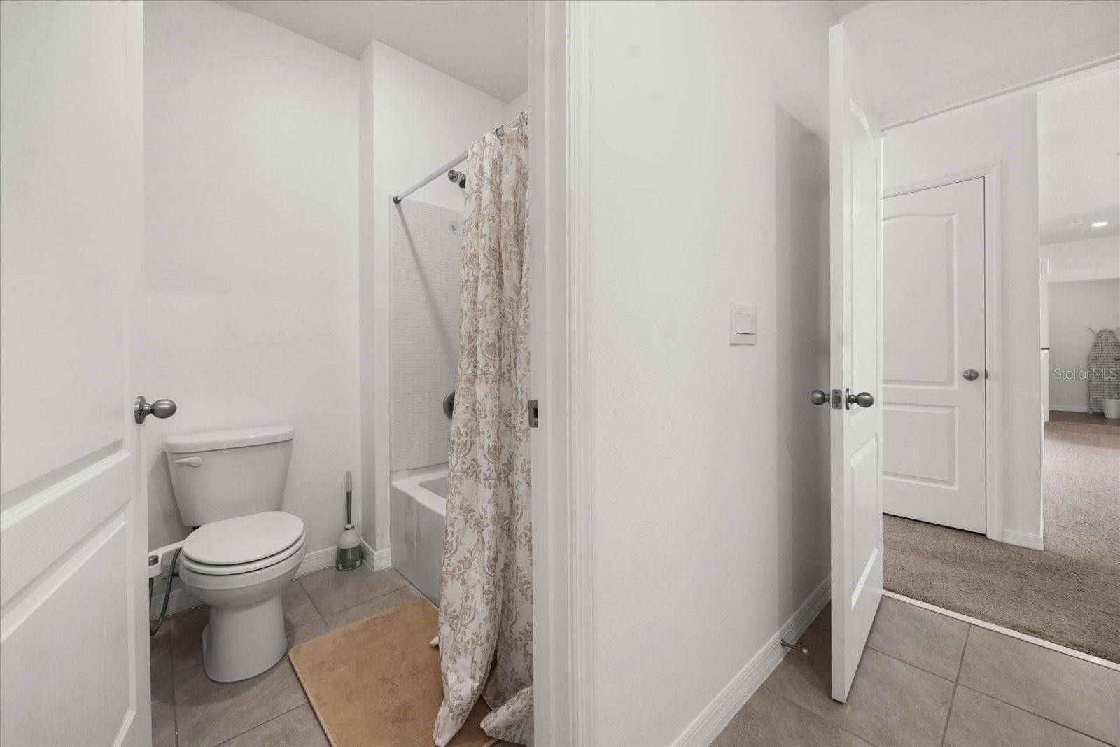 Image 27 of 37 For 1467 Riverboat Drive