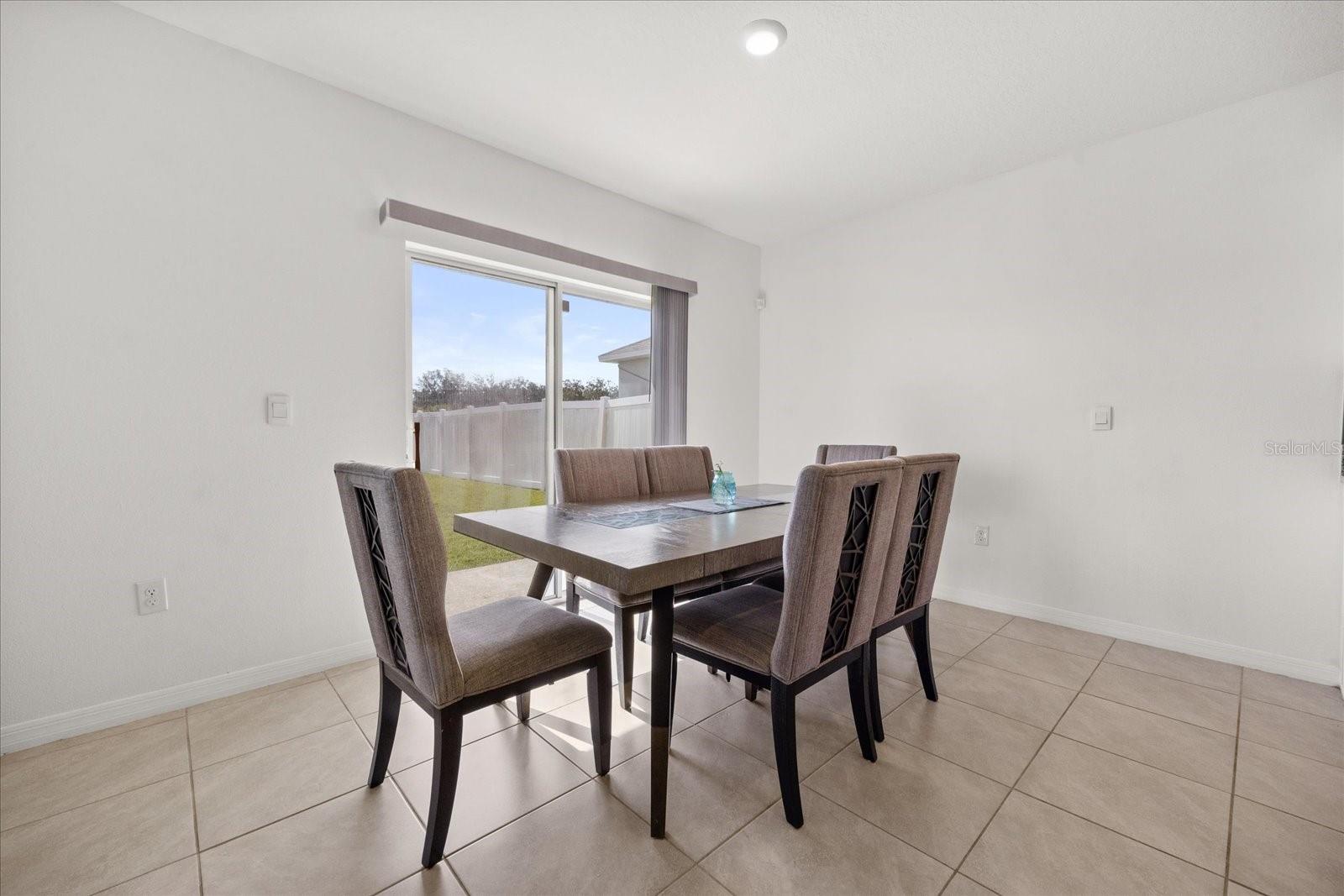 Image 9 of 37 For 1467 Riverboat Drive