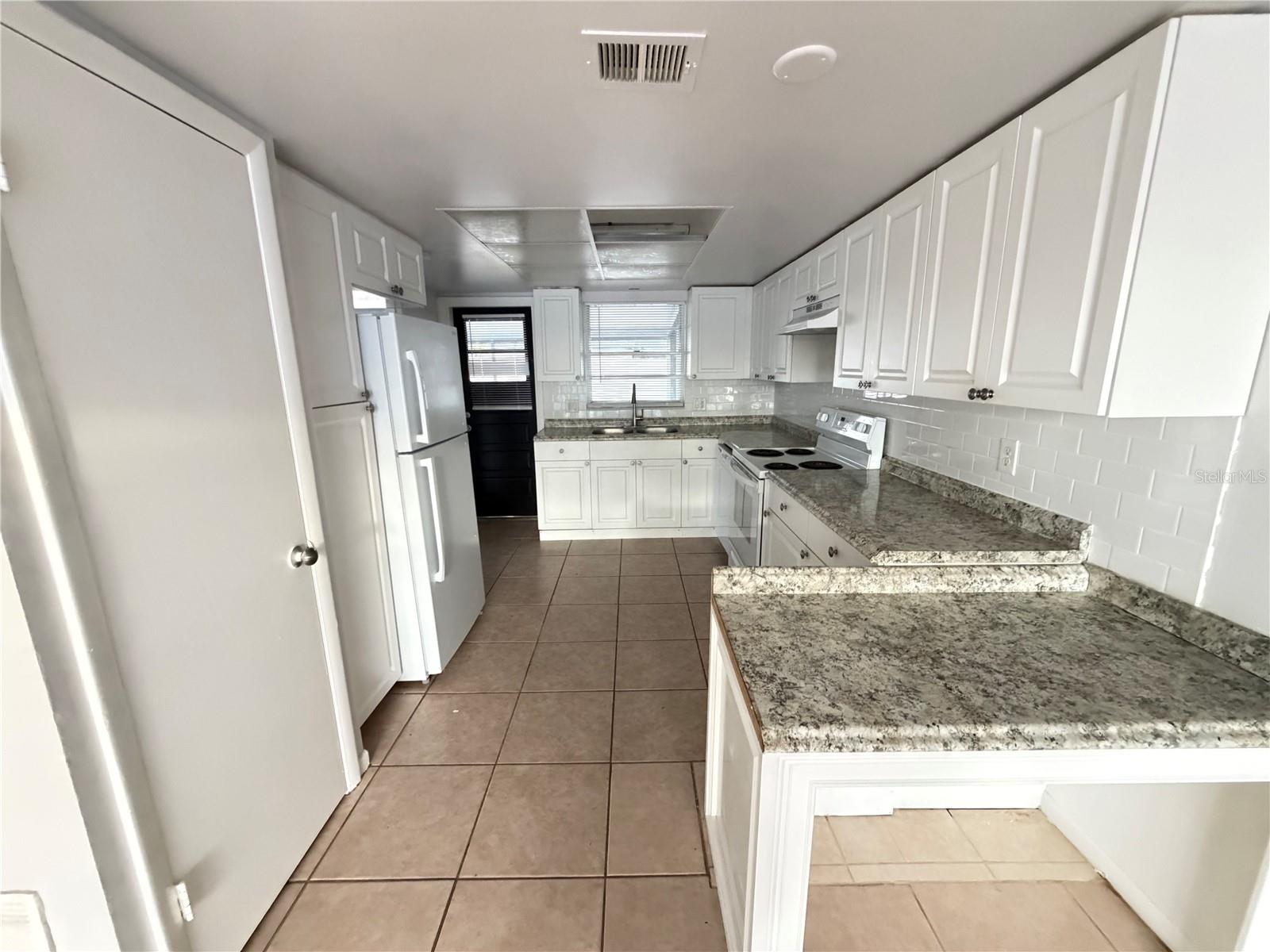 Image 2 of 28 For 621 Ashberry Lane