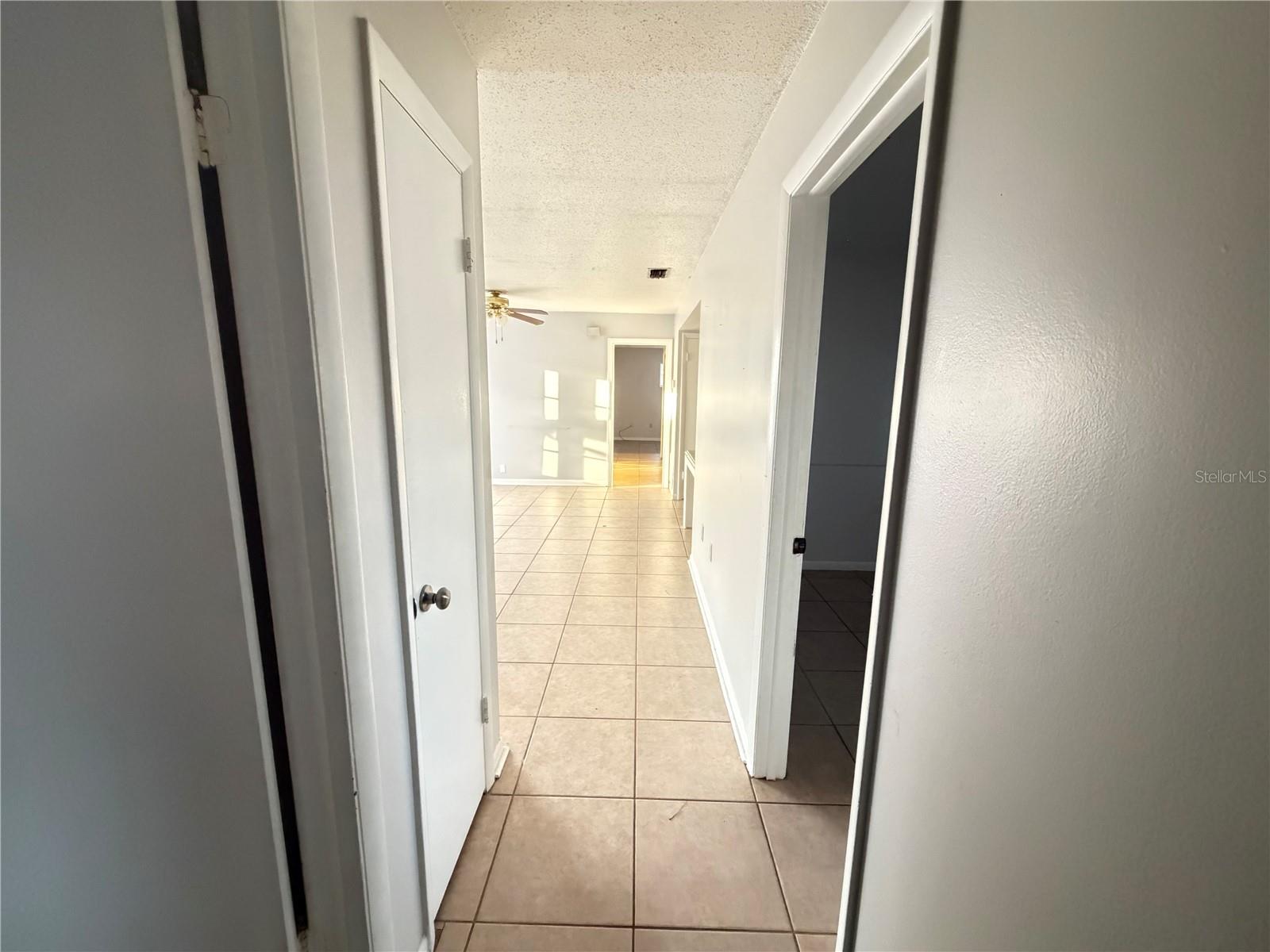 Image 4 of 28 For 621 Ashberry Lane