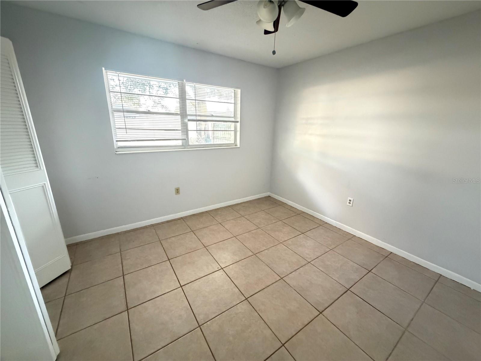 Image 6 of 28 For 621 Ashberry Lane