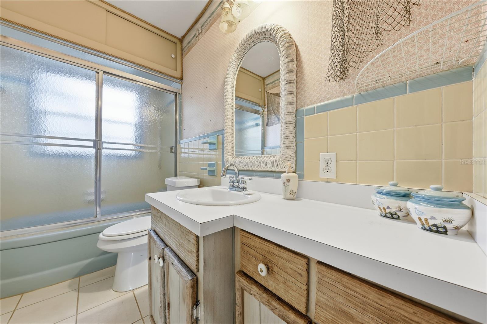 Image 23 of 27 For 3809 Needles Drive