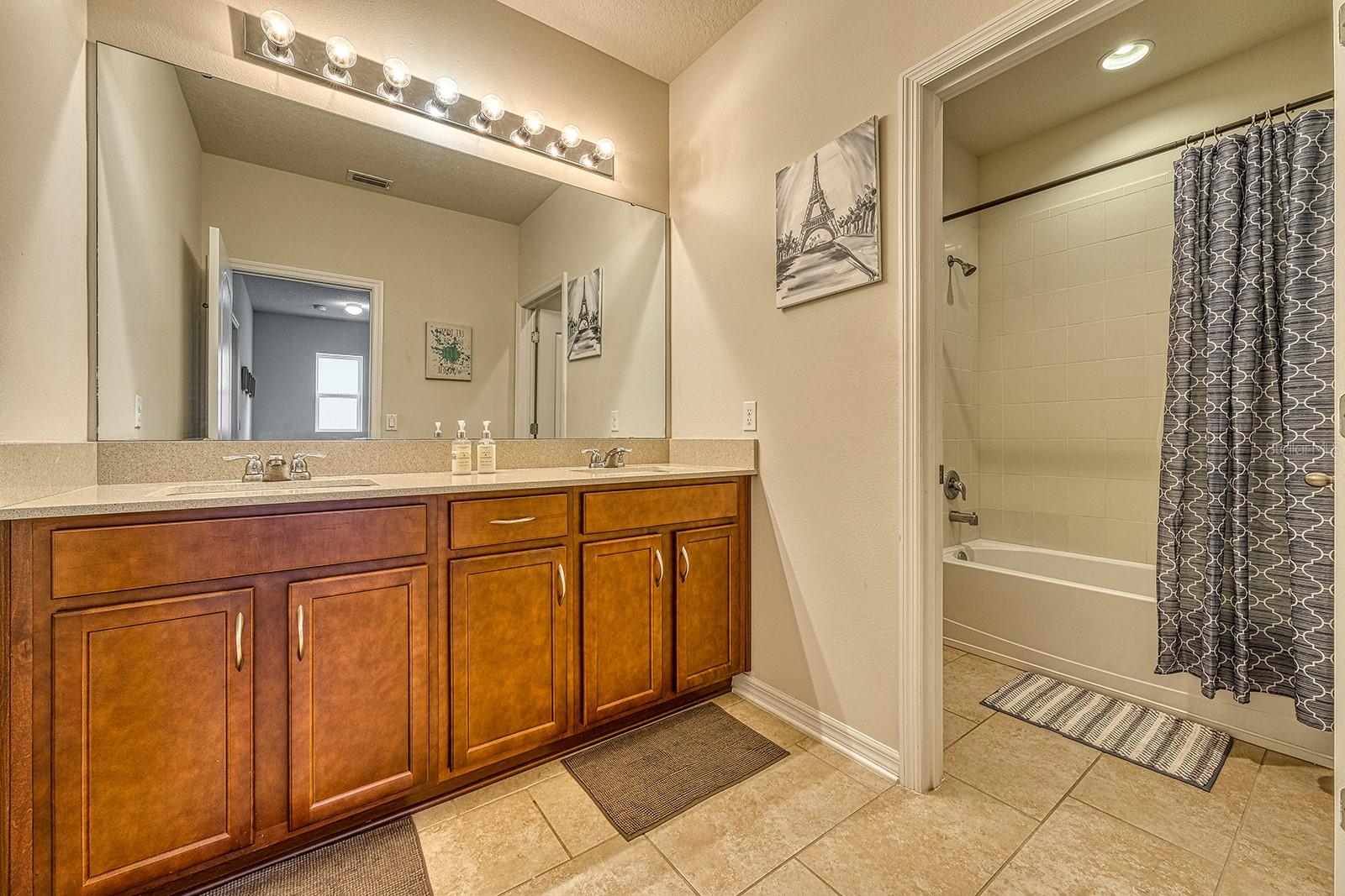 Image 27 of 43 For 5561 Cypress Hill Road