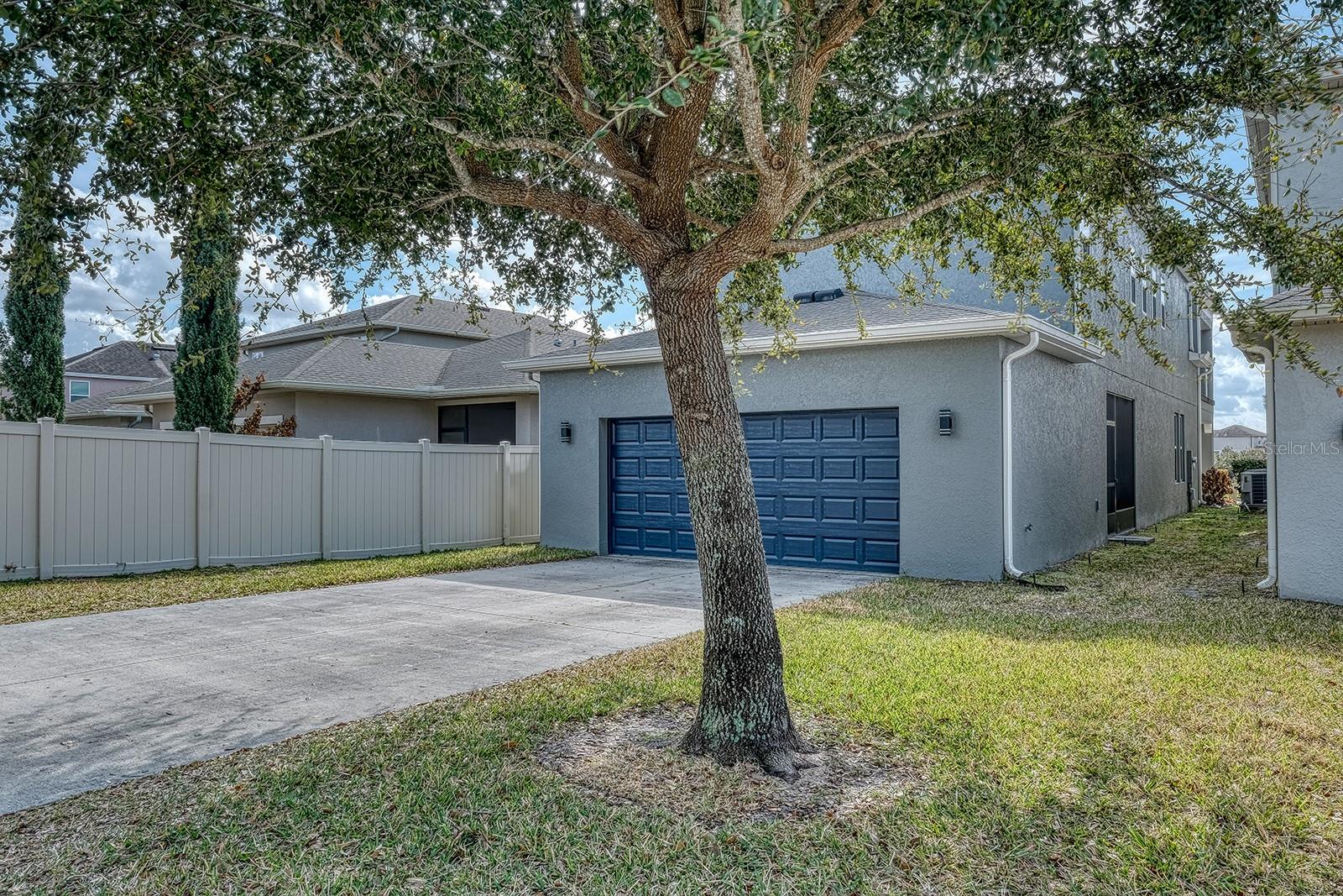 Image 33 of 43 For 5561 Cypress Hill Road