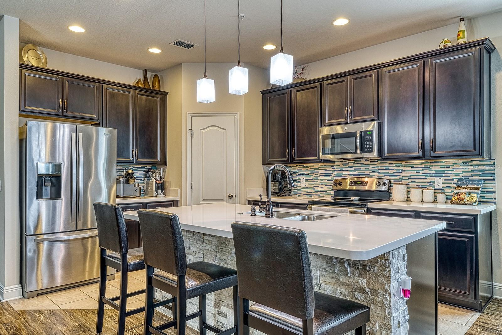 Image 6 of 43 For 5561 Cypress Hill Road