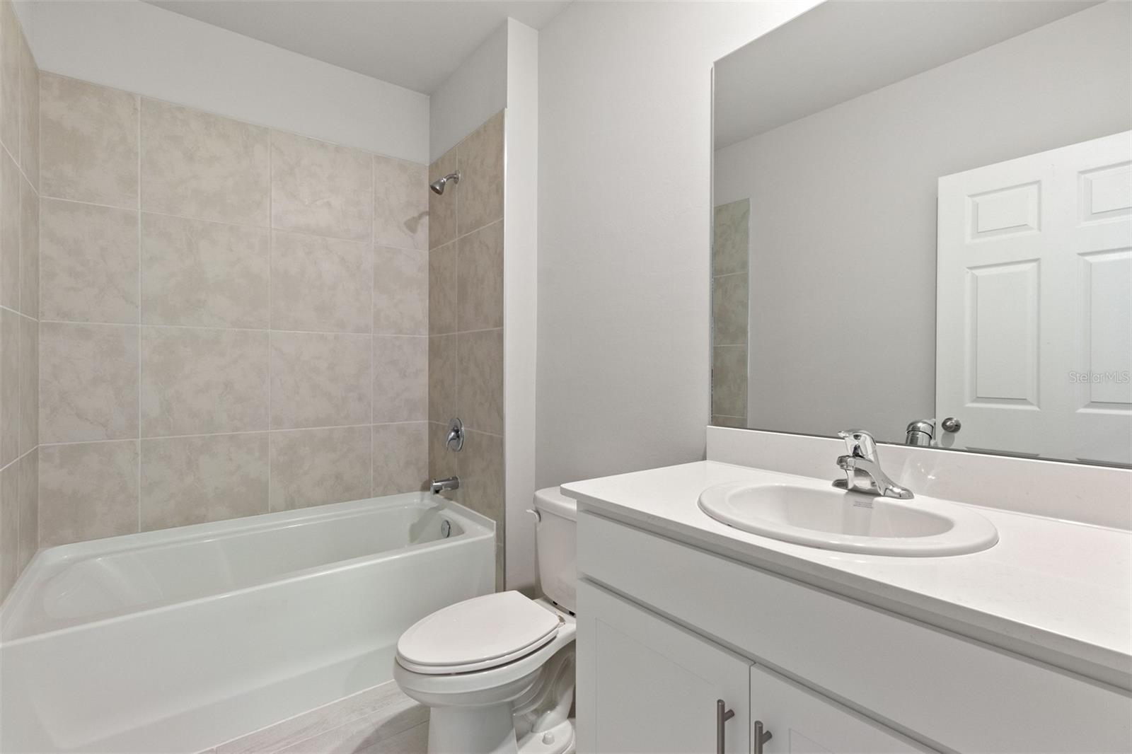 Image 20 of 27 For 16073 Hesta Misty Court