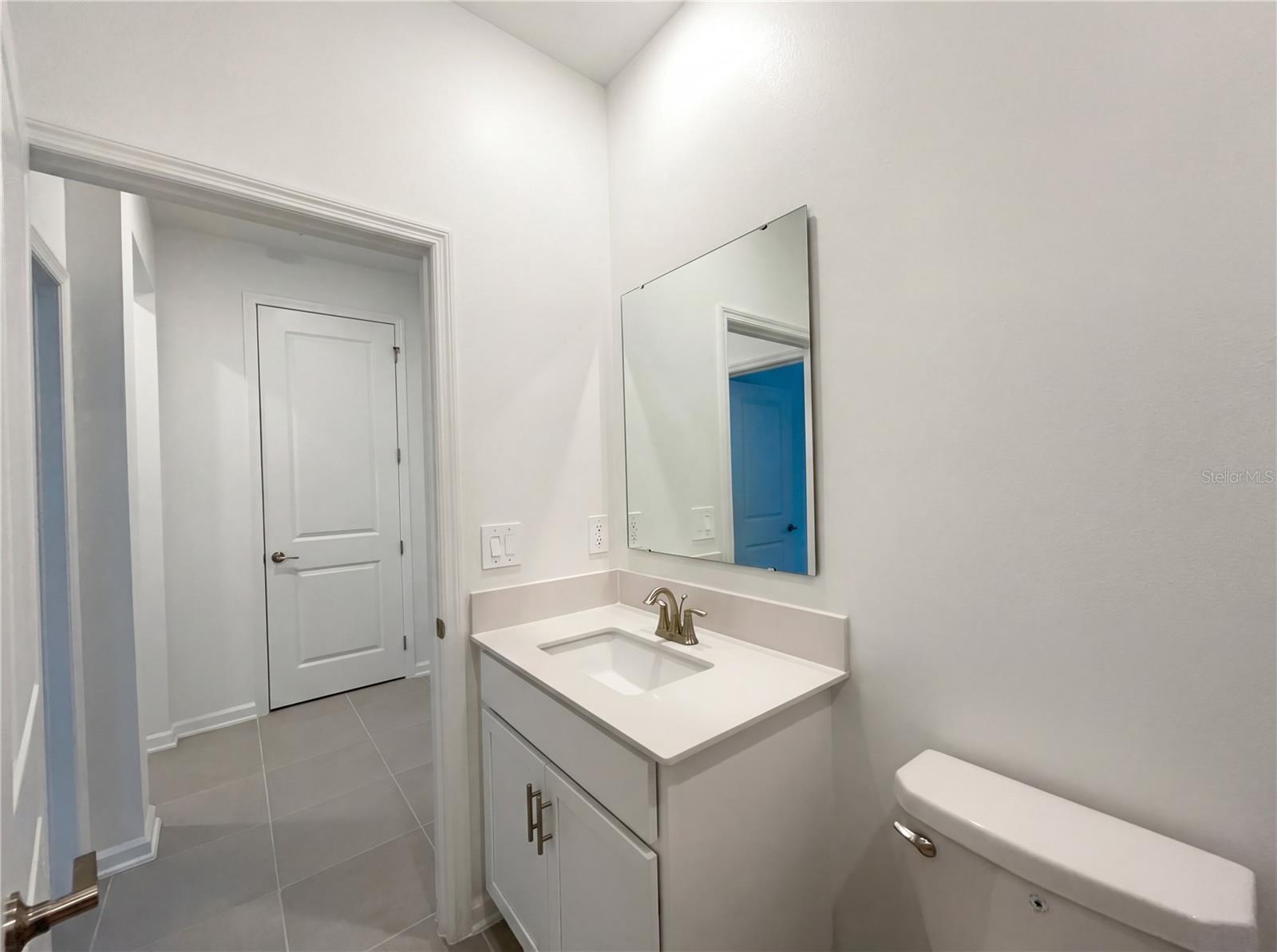 Image 13 of 23 For 709 Peroni Avenue