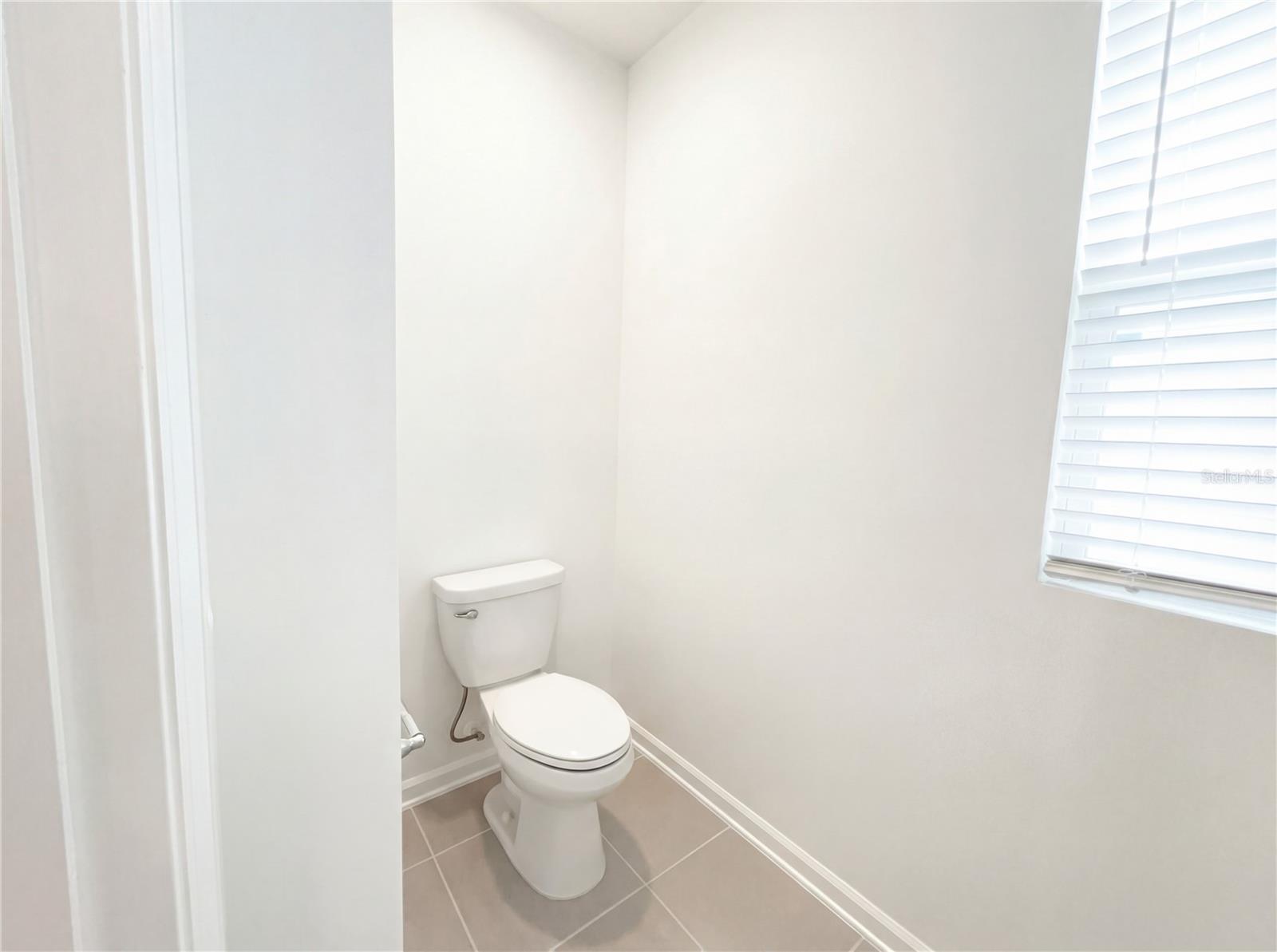 Image 15 of 23 For 709 Peroni Avenue