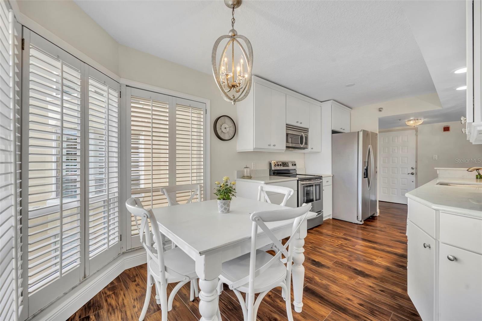 Image 11 of 31 For 204 Quayside Circle 504