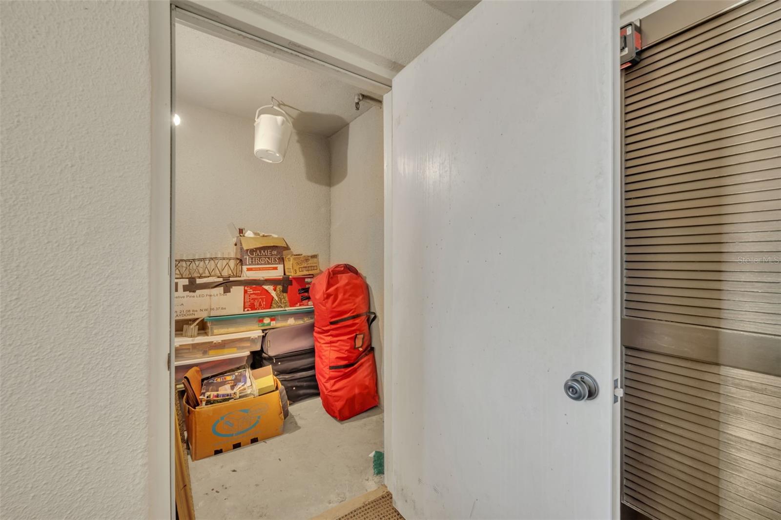 Image 25 of 31 For 204 Quayside Circle 504