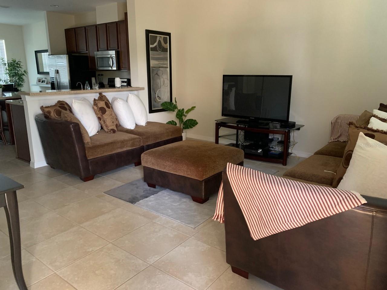 Image 3 of 16 For 7843 Hardenton Street