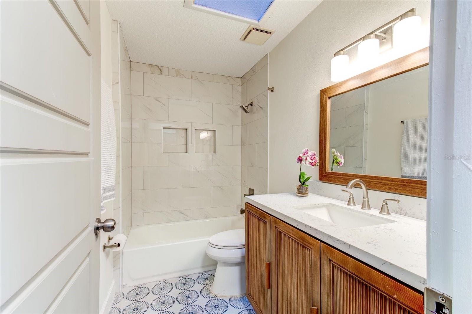 Image 5 of 28 For 20 Woodlands Circle