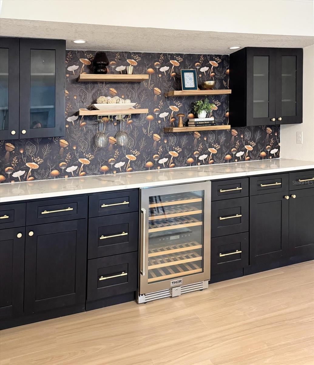 Image 7 of 28 For 20 Woodlands Circle