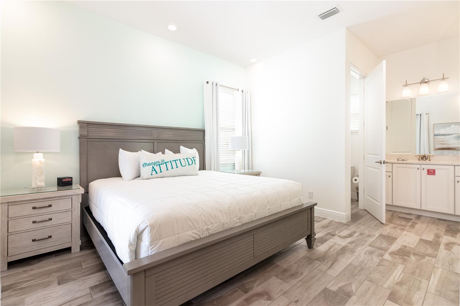 Image 13 of 22 For 8096 Knee Deep Road