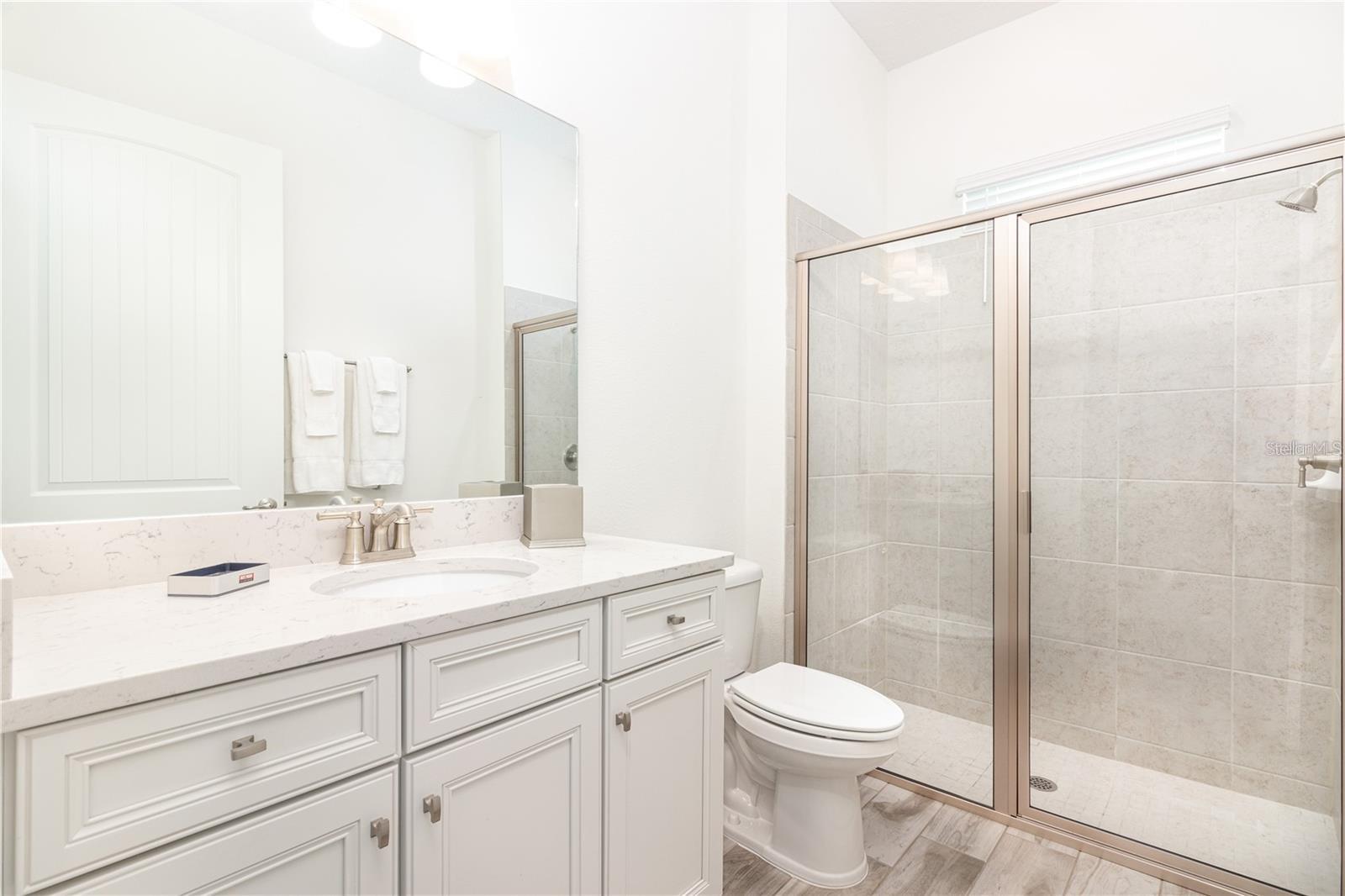 Image 18 of 22 For 8096 Knee Deep Road