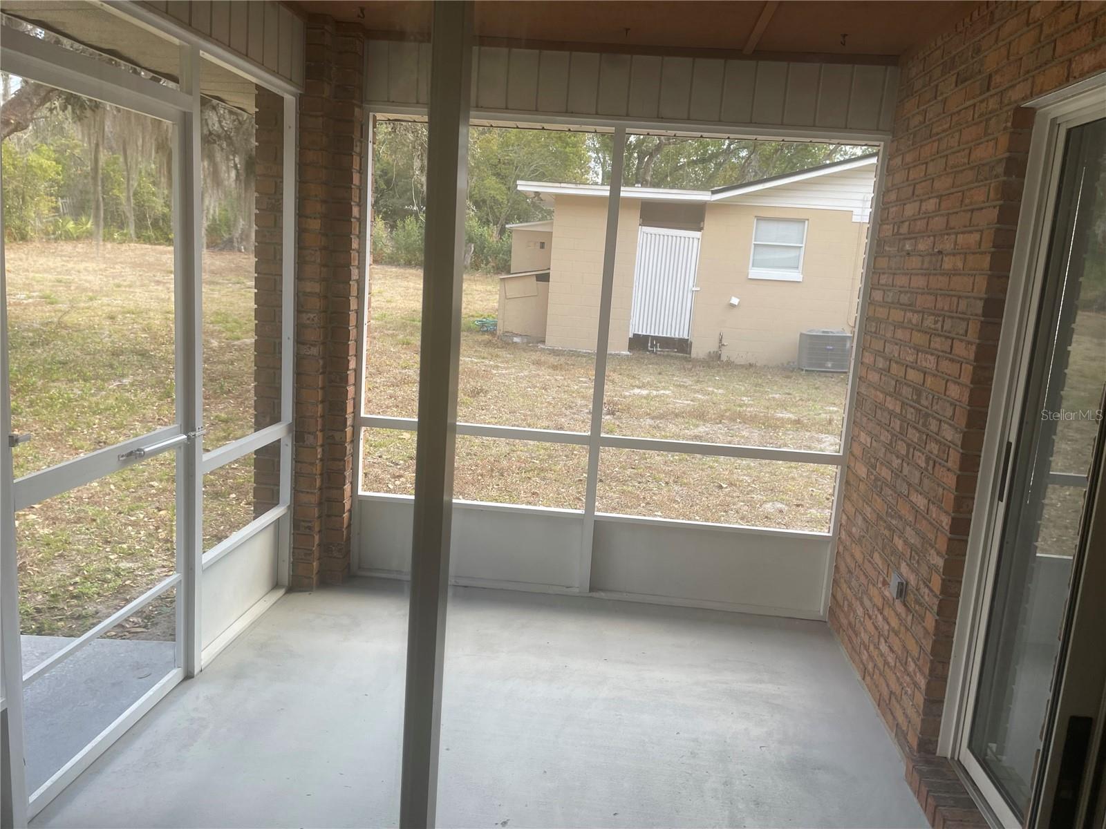 Image 23 of 25 For 208 Lucerne Drive