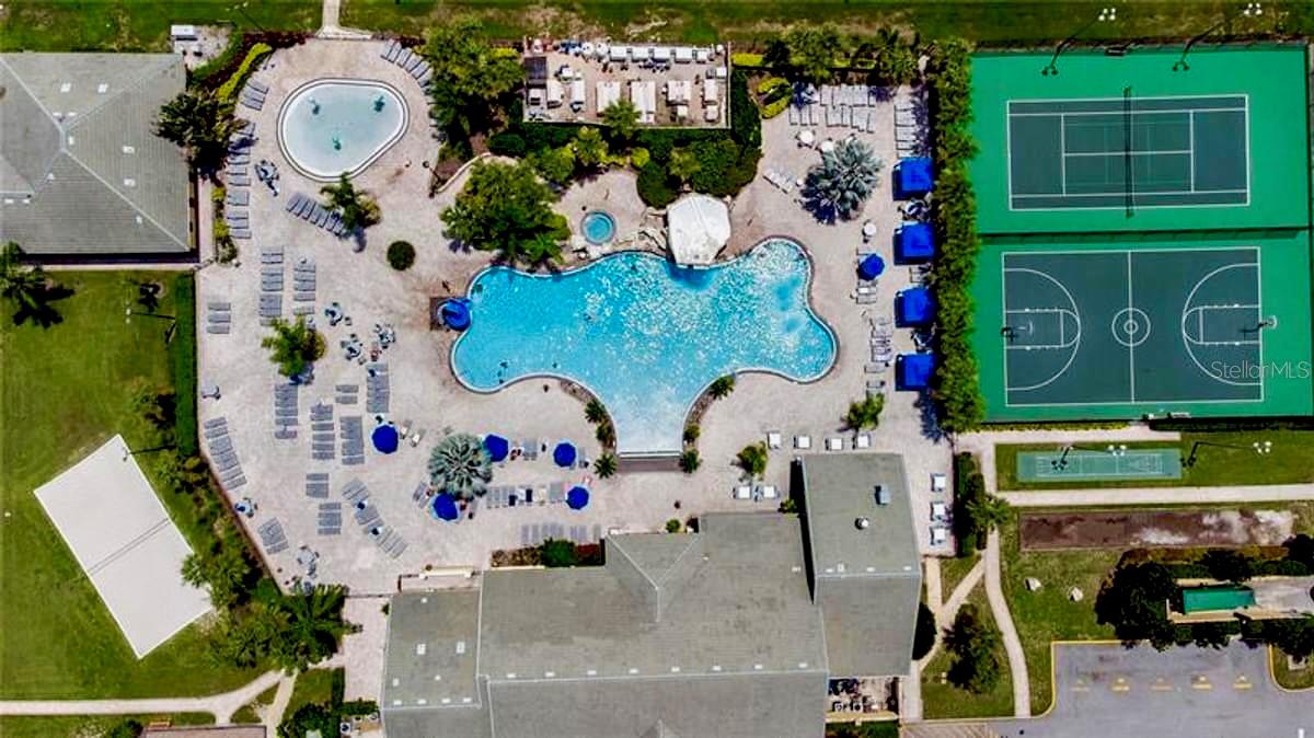 Image 18 of 42 For 2927 Banana Palm Drive