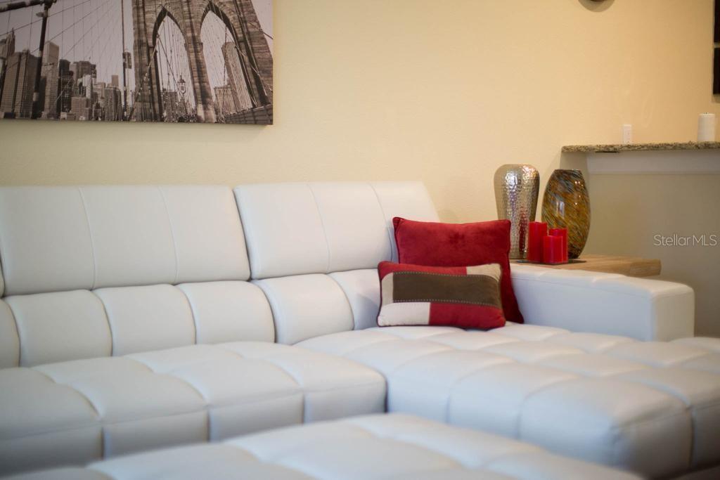 Image 5 of 42 For 2927 Banana Palm Drive