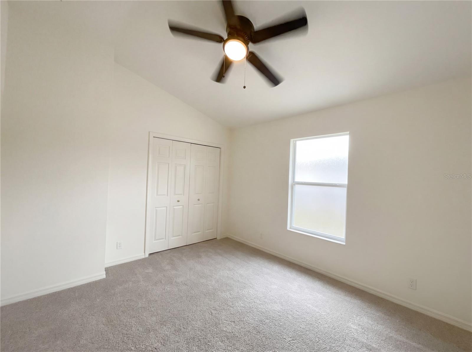 Listing photo id 12 for 4126 Key Thatch Drive