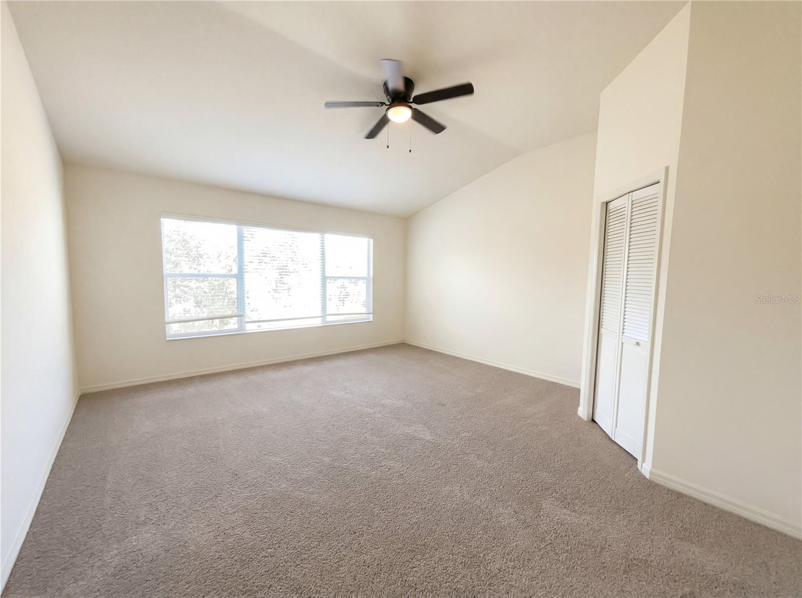 Listing photo id 21 for 4126 Key Thatch Drive