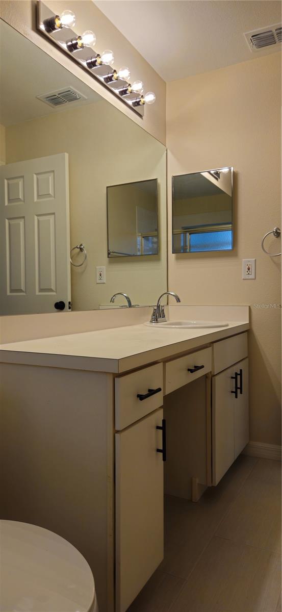 Image 16 of 24 For 3904 Westerham Drive