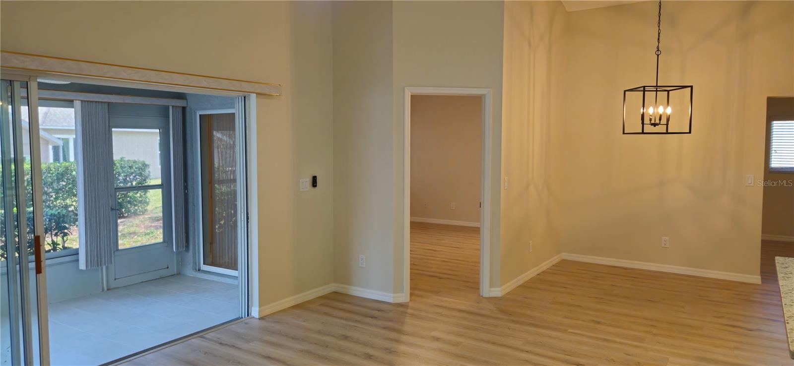 Image 4 of 24 For 3904 Westerham Drive