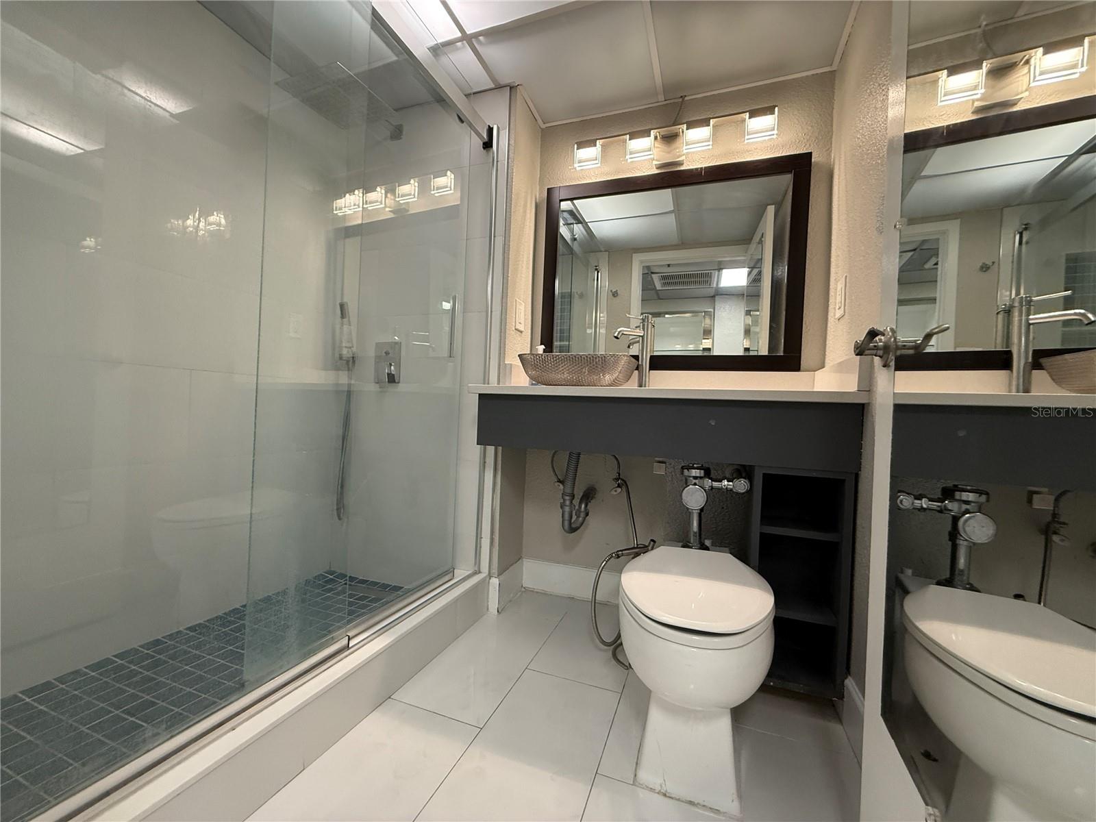 Listing photo id 14 for 151 Washington Street 321