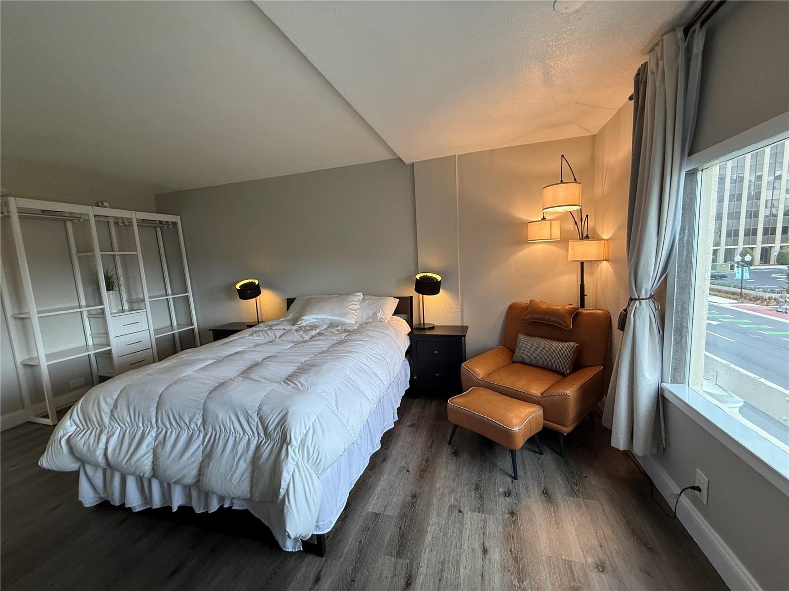 Listing photo id 27 for 151 Washington Street 321