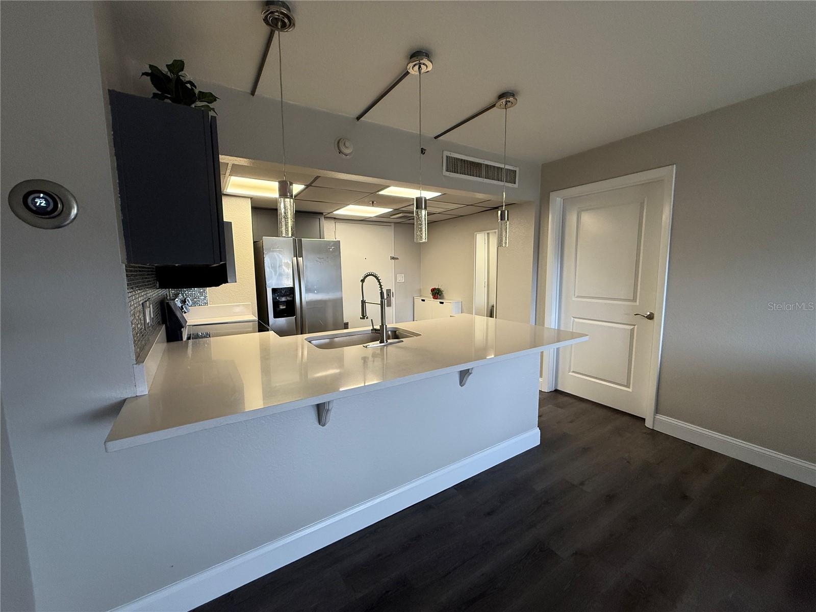 Listing photo id 29 for 151 Washington Street 321