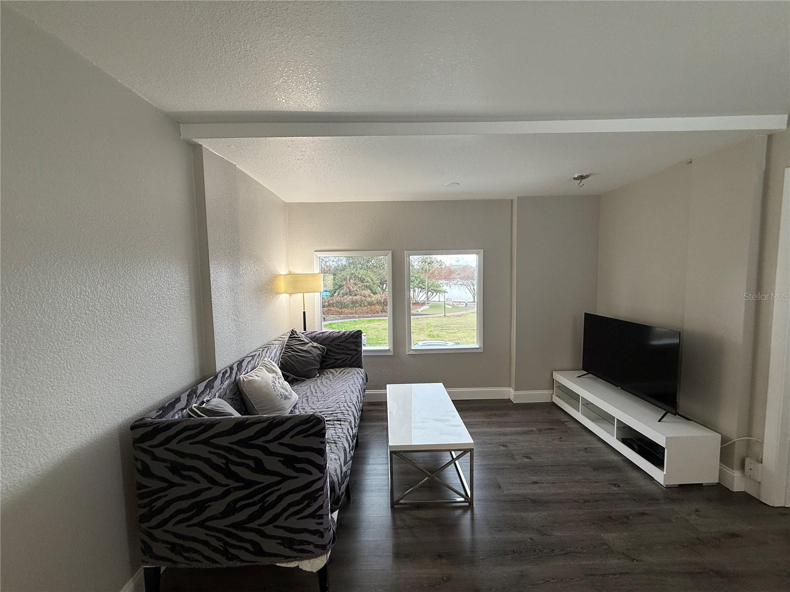 Listing photo id 34 for 151 Washington Street 321