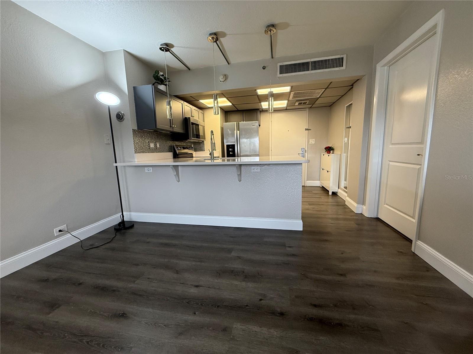 Listing photo id 36 for 151 Washington Street 321