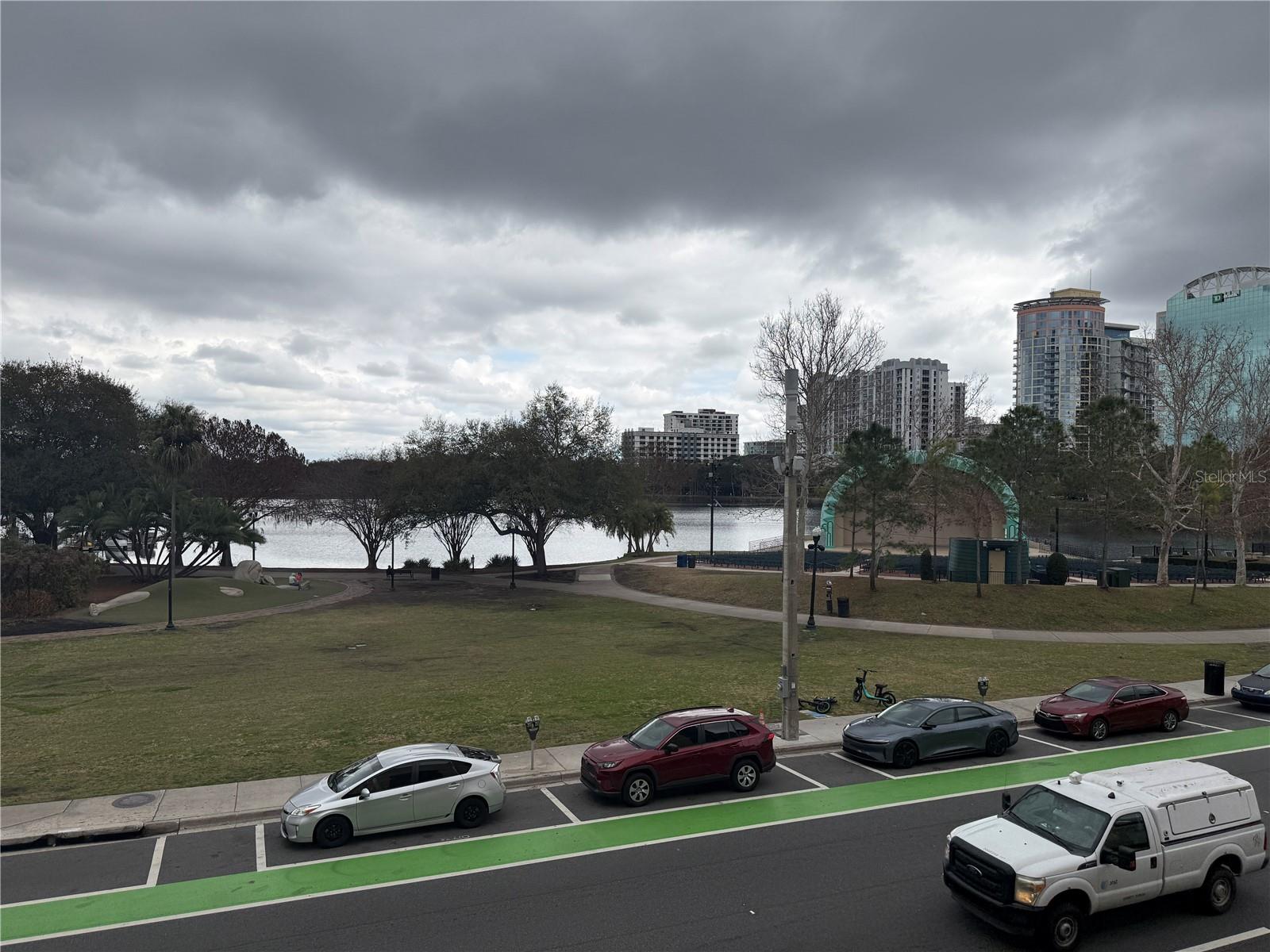 Listing photo id 37 for 151 Washington Street 321