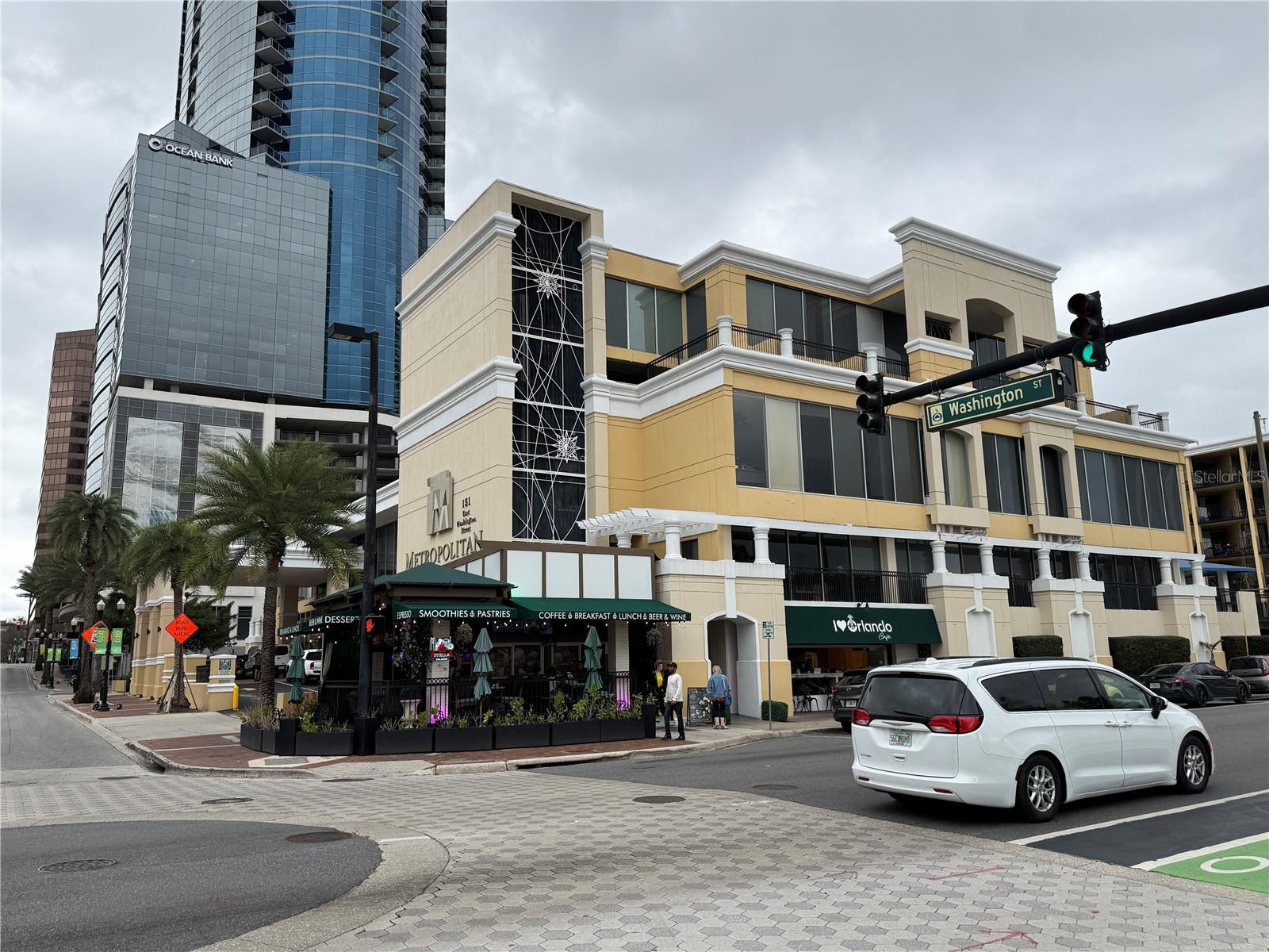 Listing photo id 2 for 151 Washington Street 321