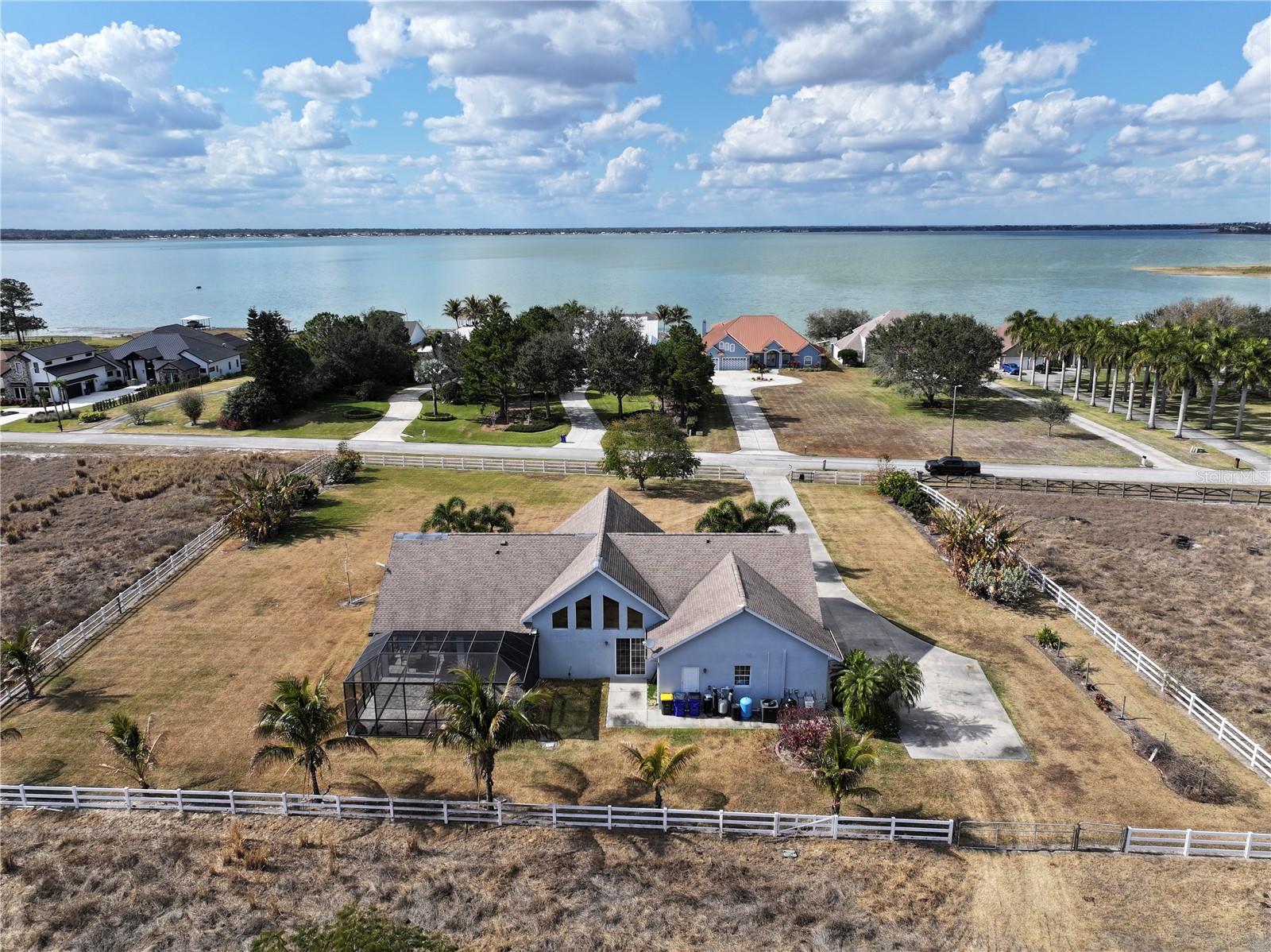 Image 13 of 18 For 186 Bear Pointe Drive