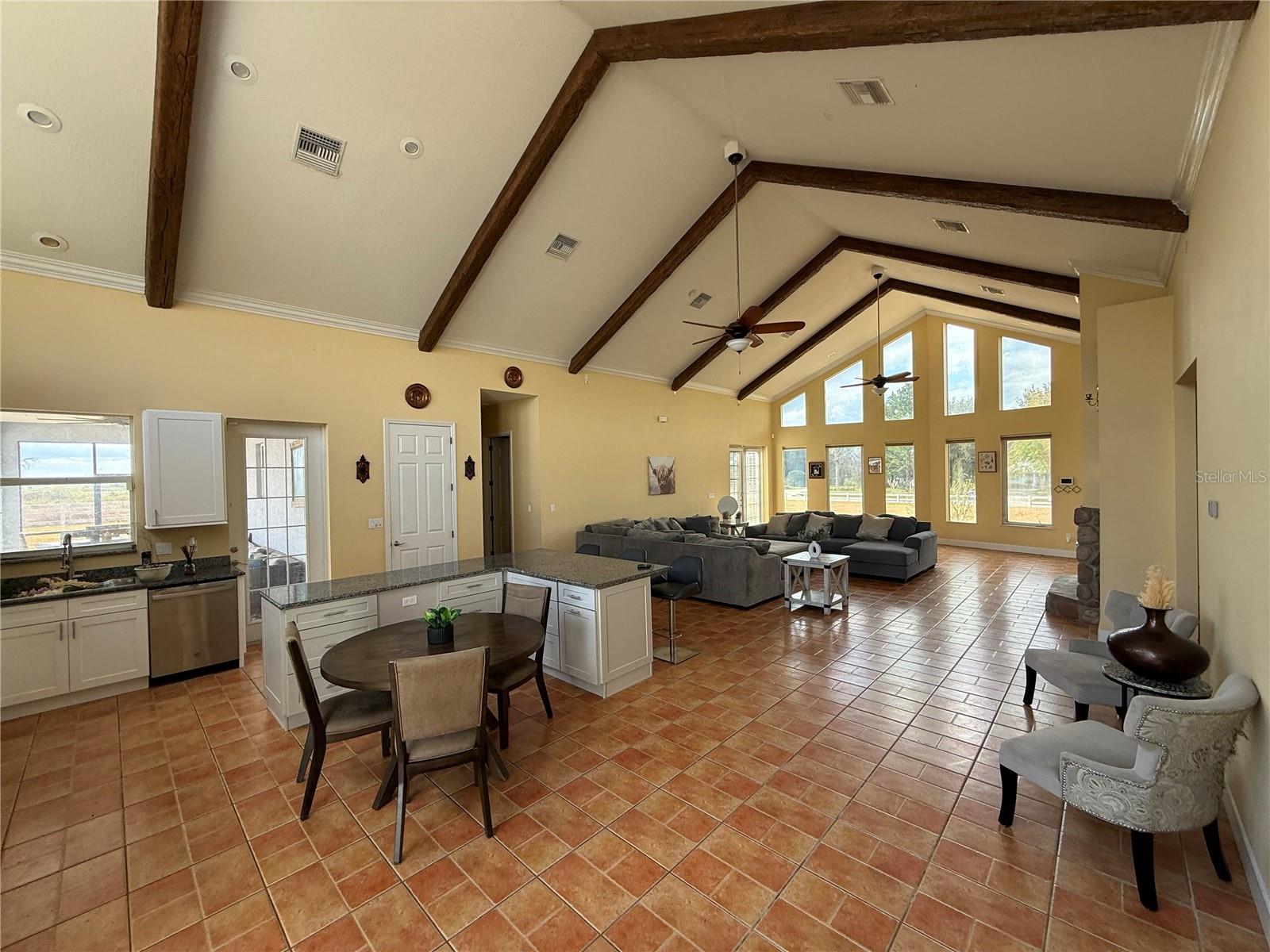 Image 5 of 18 For 186 Bear Pointe Drive