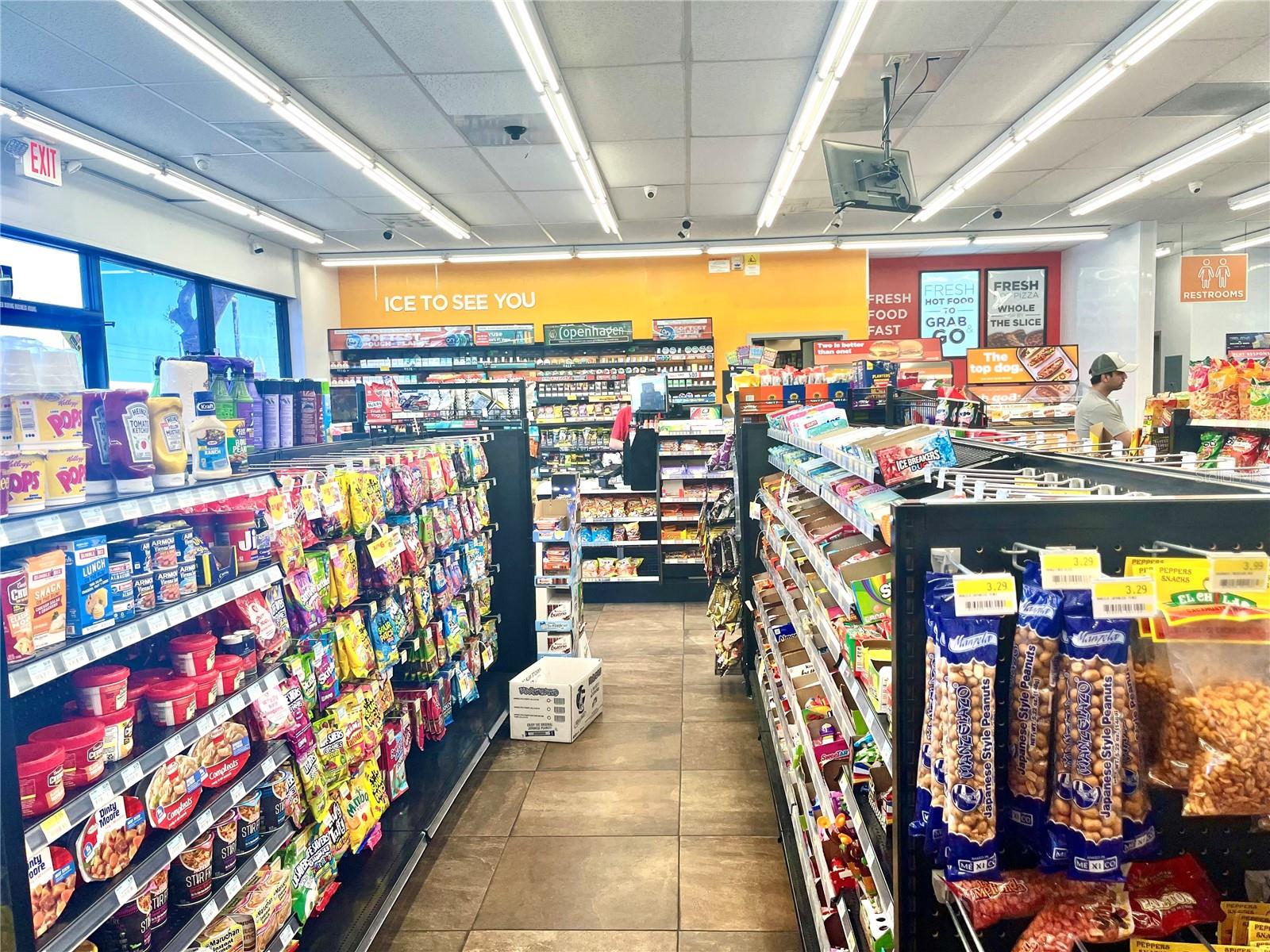 Image 6 of 11 For 28200 U.s. 27