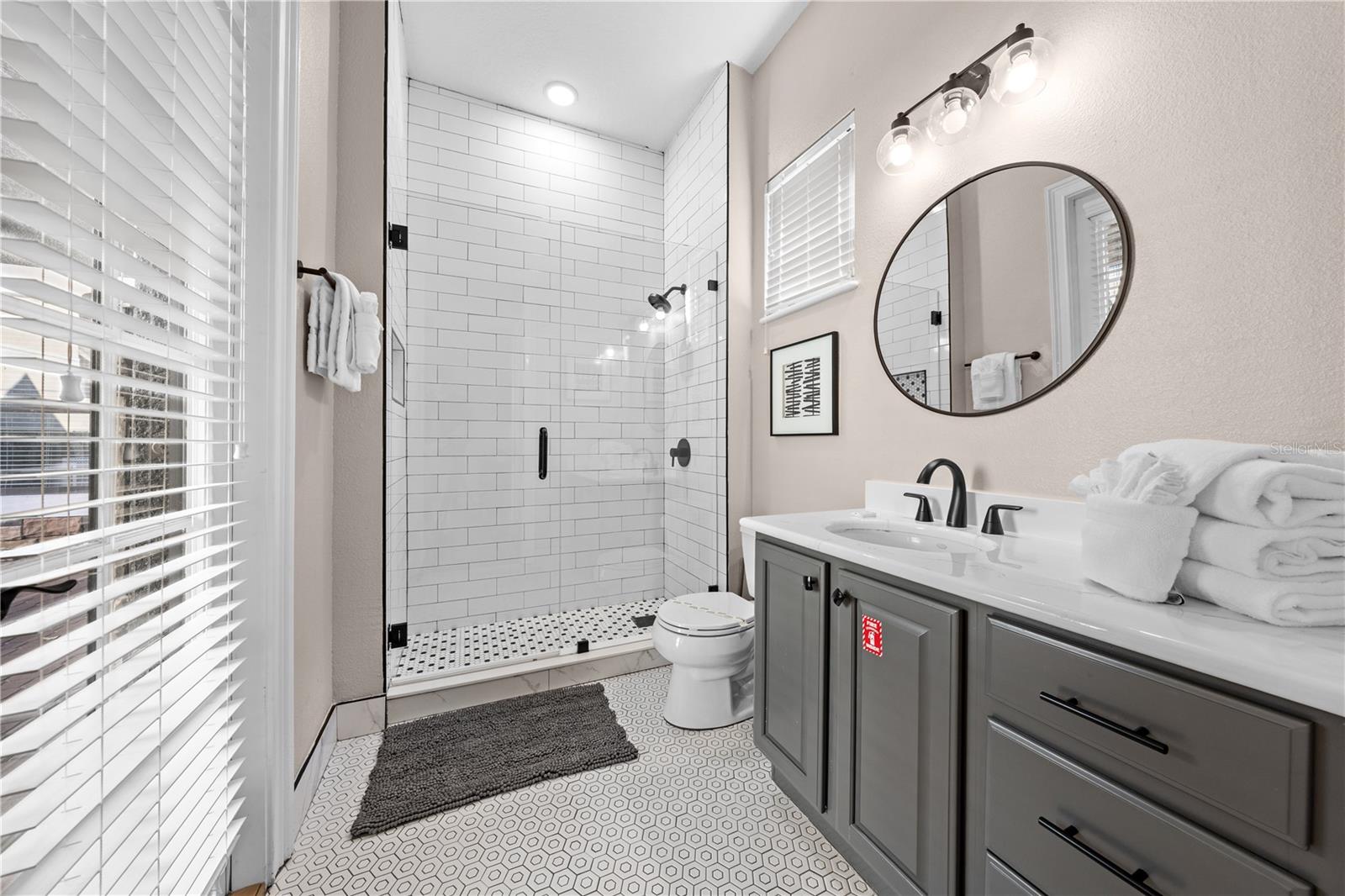 Image 13 of 98 For 785 Golden Bear Drive