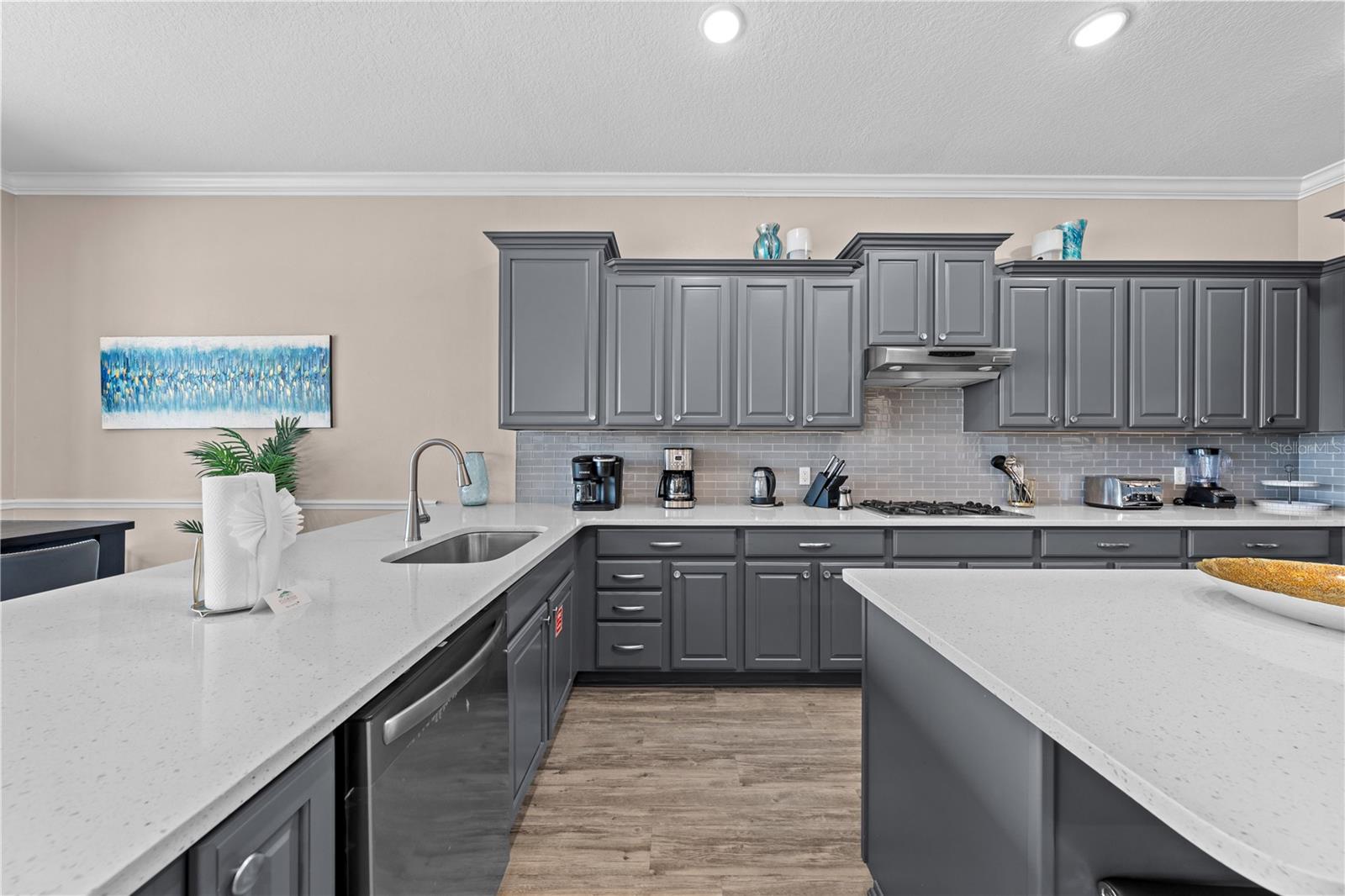 Image 32 of 98 For 785 Golden Bear Drive