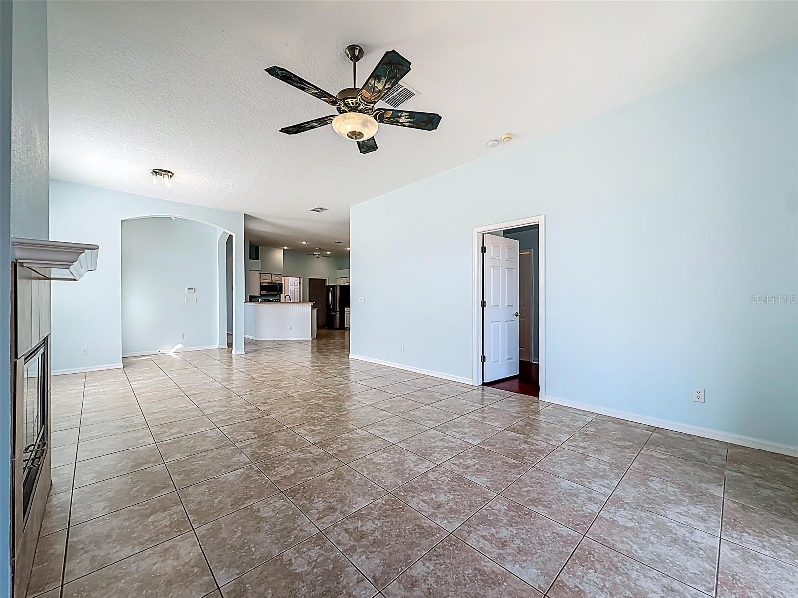 Image 22 of 71 For 12014 Tournament View Avenue