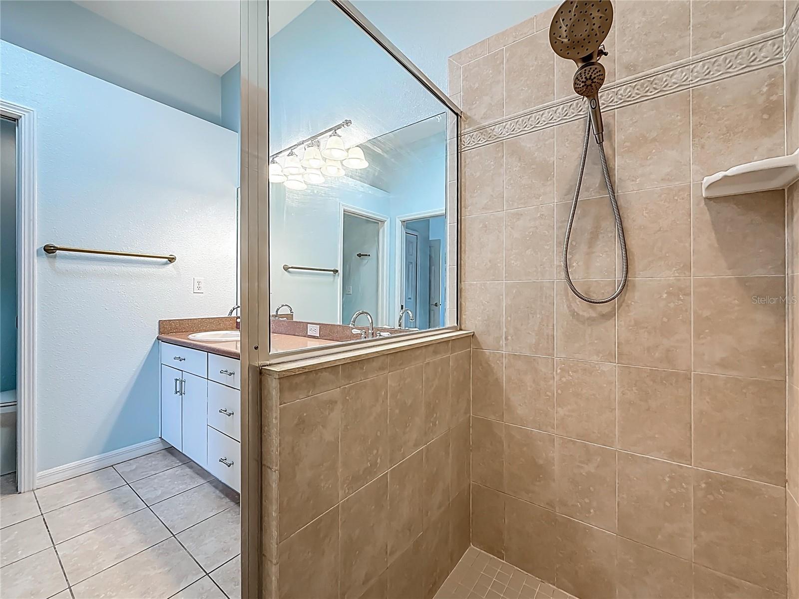 Image 49 of 71 For 12014 Tournament View Avenue